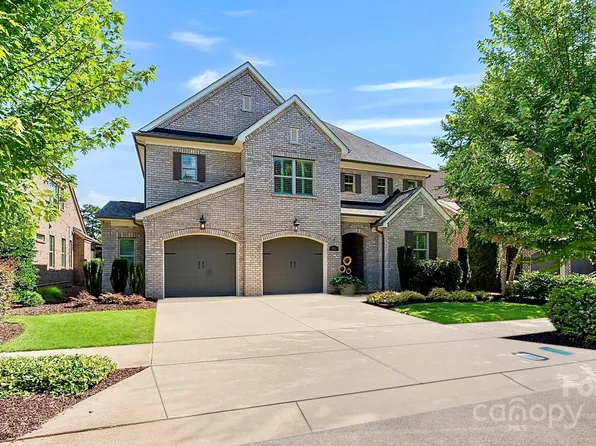 18116 John Robbins Ln, Cornelius, NC 28031