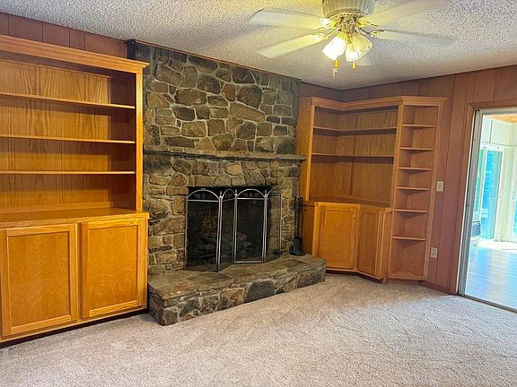 2nd image of 38 Flathead Dr