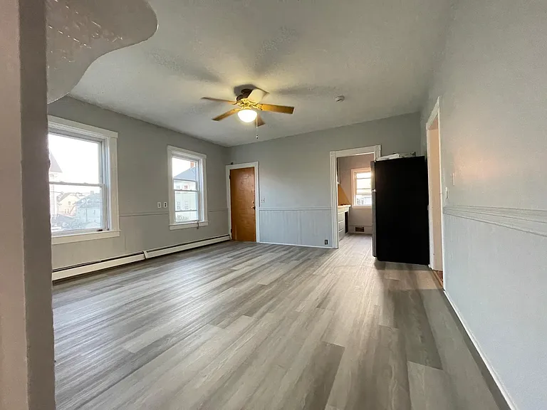 52 Hope St #3 — Photo 5