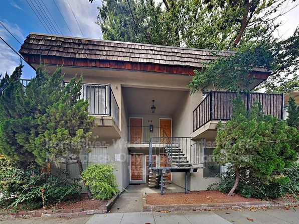 814 28th St APT 1, Sacramento, CA 95816