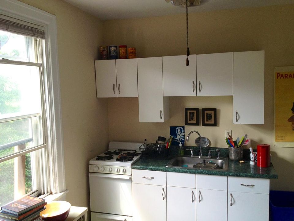 1st image of 4842 Larchwood Ave