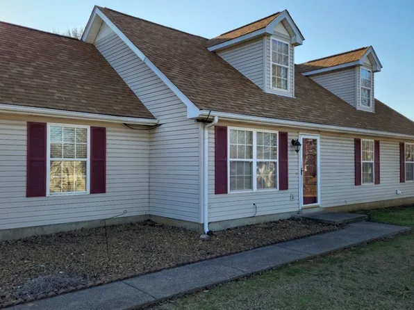 102 Fresca Ct, Murfreesboro, TN 37129