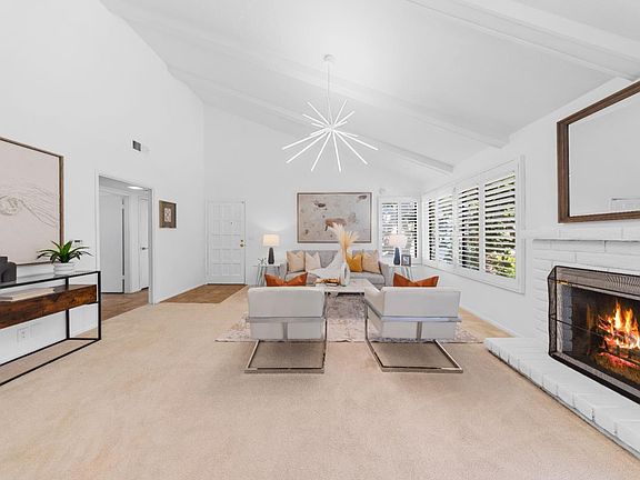 5th image of 19534 Vineyard Ln