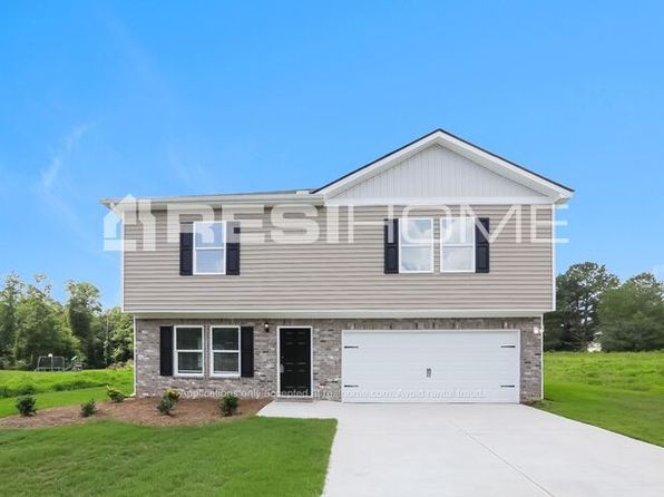 70 River View Dr