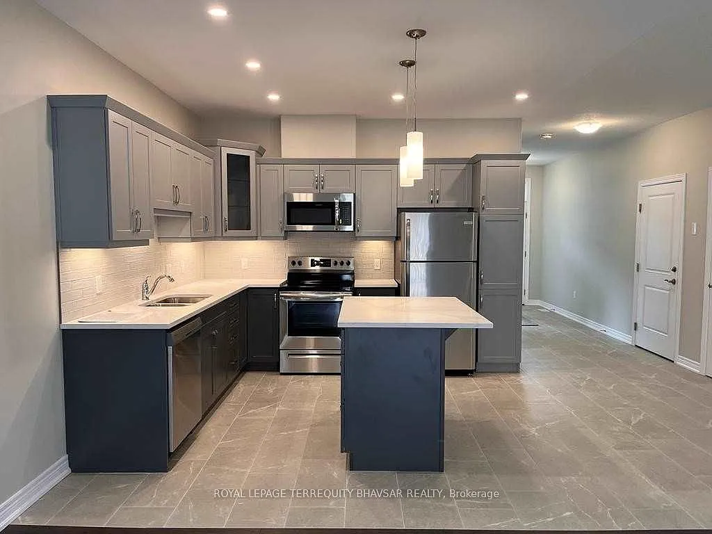 3 bed, $2,650 — Photo 3