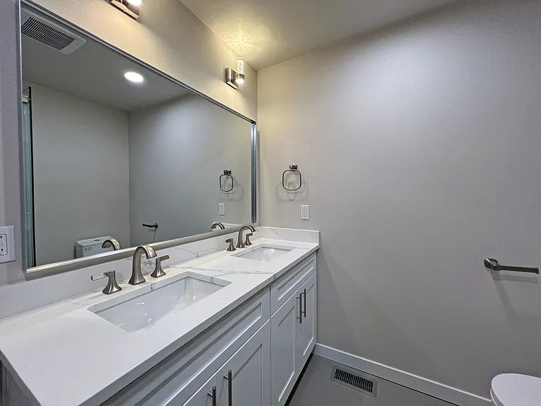 105 Cedar Crest Ln — Photo 89