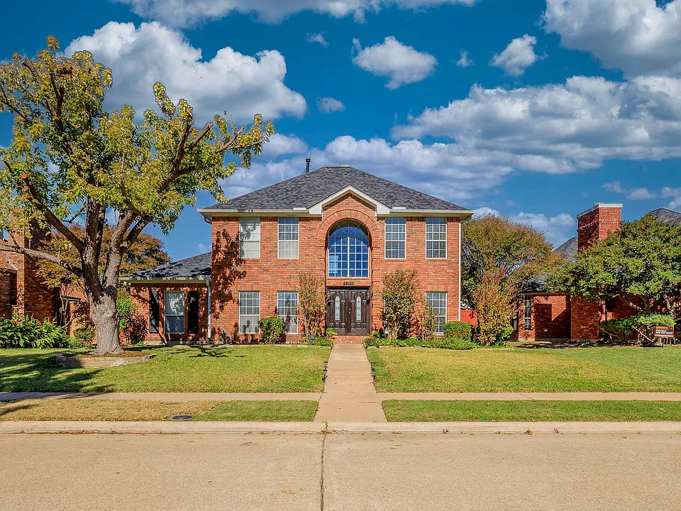 2705 Trophy Dr