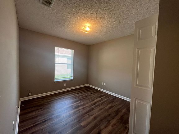 3rd image of 71 Rose Dr #A