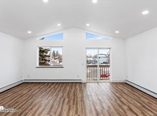 10305 Thuja Cir, Anchorage, AK 99519