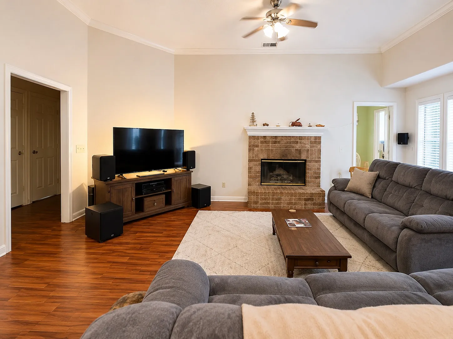 3 bed, 1278 sqft, $710 — Photo 4