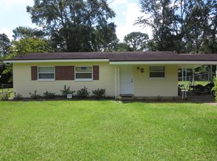 1613 Airport Dr, Tallahassee, FL 32304