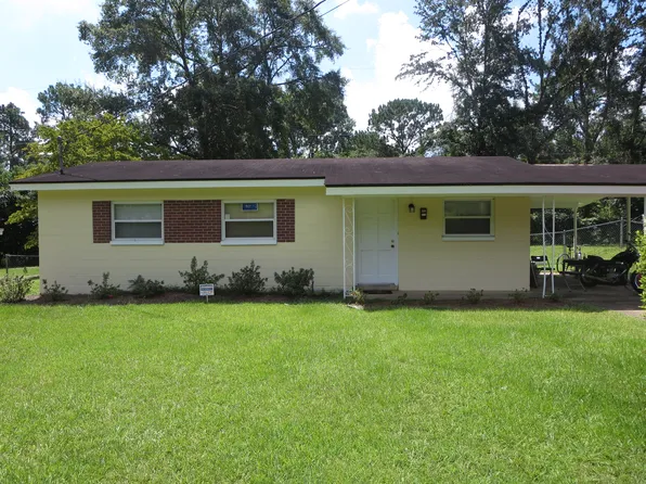 1613 Airport Dr, Tallahassee, FL 32304