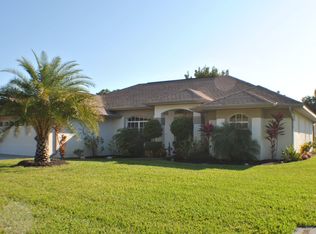 141 Fairway Rd, Rotonda West, FL 33947