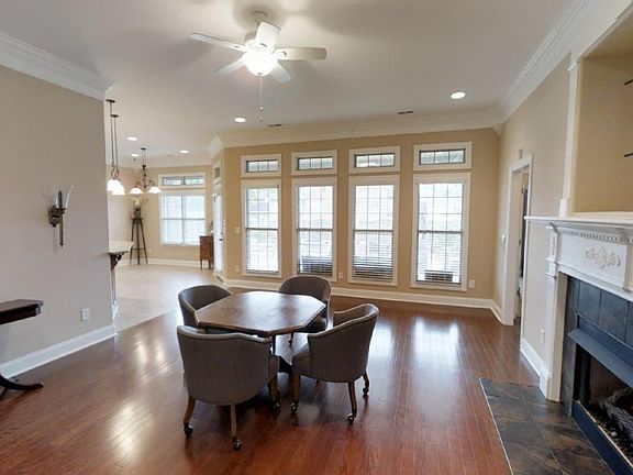 4th image of 232 Nettles Dr NW