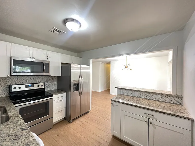 44 S Cortez Ave — Photo 5