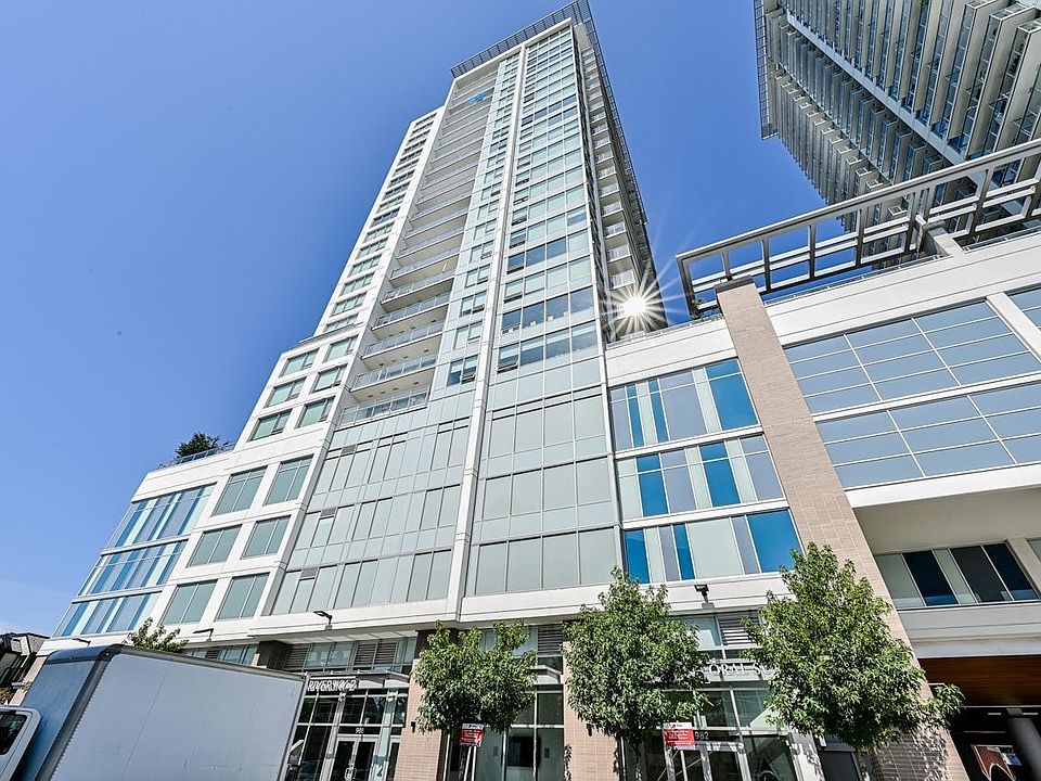 1st image of 988 Quayside Dr #1005