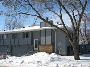 2313 4th Ave S, Moorhead, MN 56560