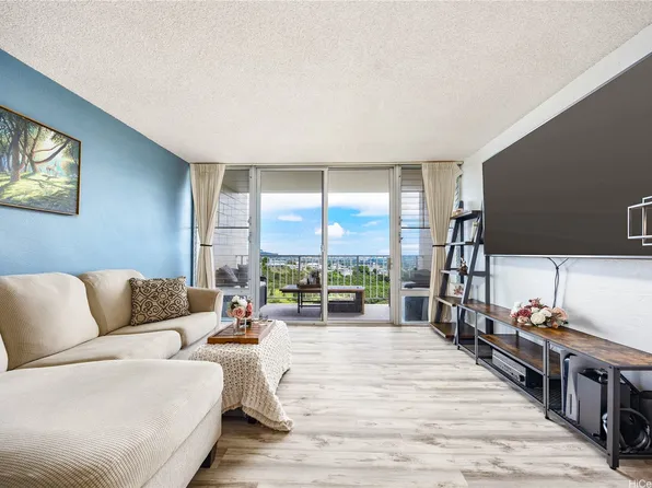 98-719 Iho Pl APT 1102, Aiea, HI 96701