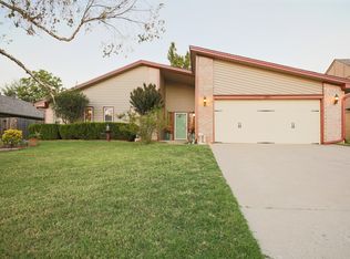 1844 Greenway Ave, Yukon, OK 73099