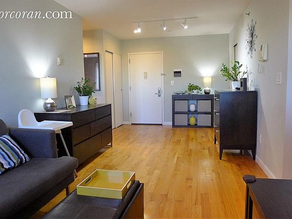 2nd image of 970 41st St APT 6B