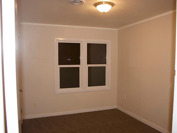3rd image of 1433 Jadwin Ave
