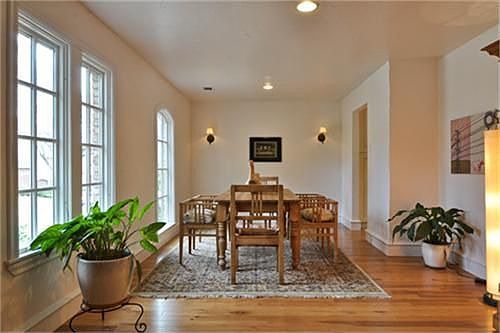5th image of 6942 Wildgrove Ave