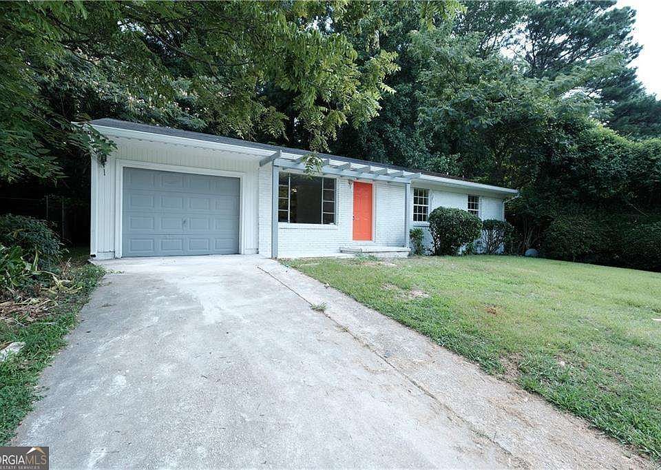 1st image of 85 Delmoor Dr NW