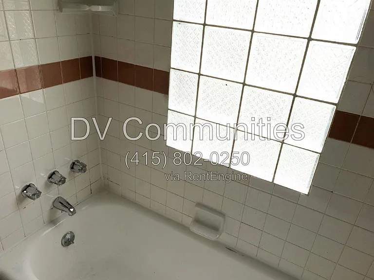 1504 Sherbrook Rd #1 — Photo 42