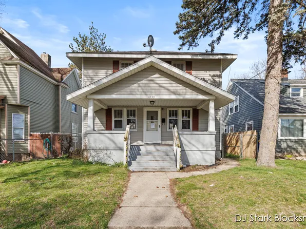 1659 Godwin Ave SE, Grand Rapids, MI 49507