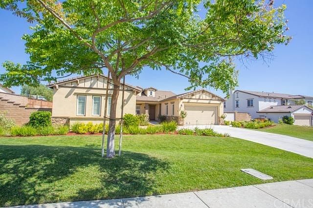 1st image of 41784 Leila Verde St