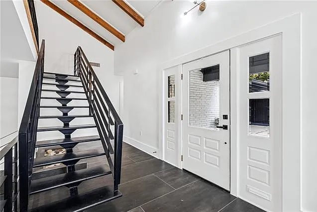 8 Park Island Dr — Photo 7