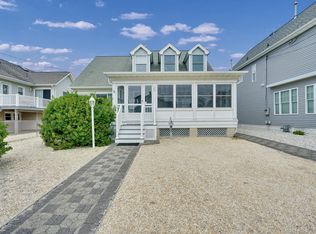 22 12th Ave, Seaside Park, NJ 08752