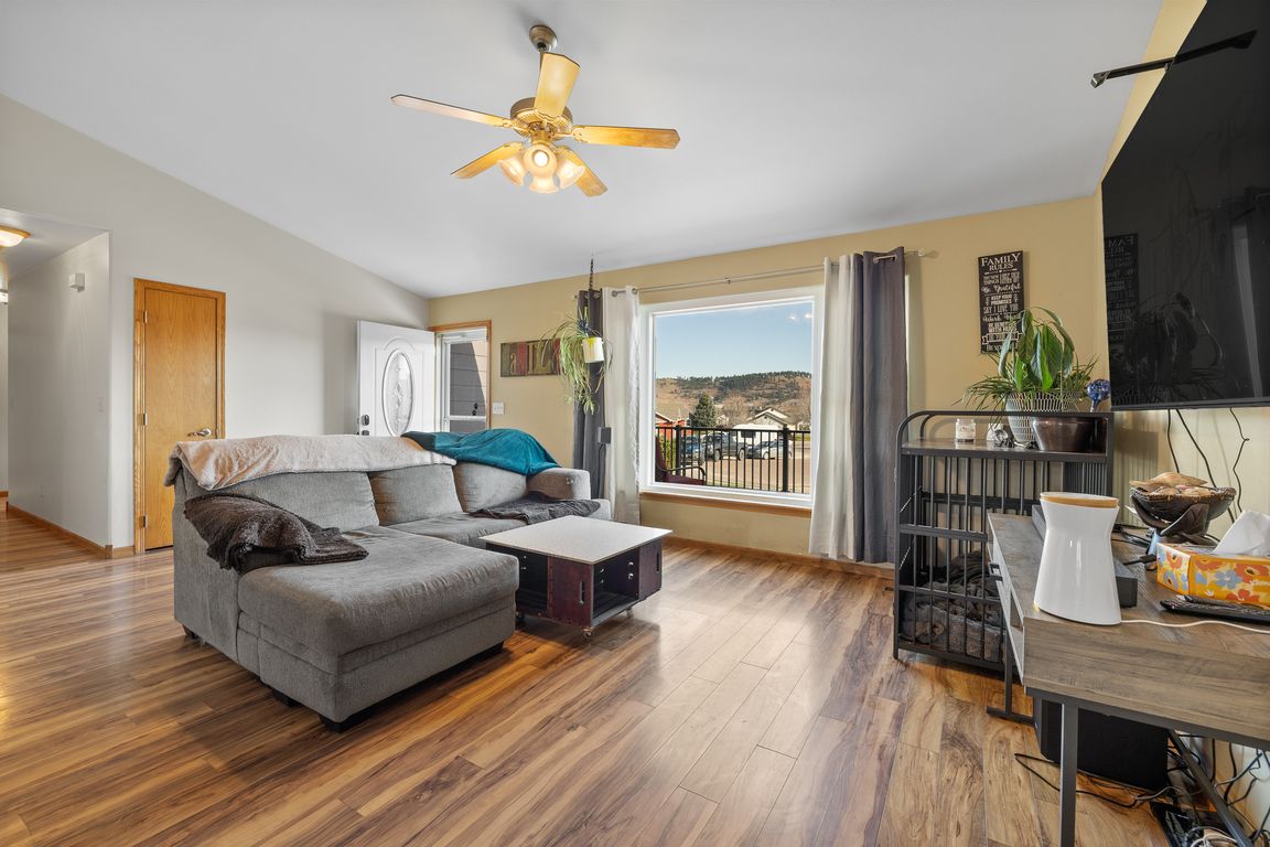 next background image