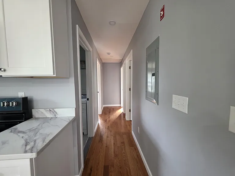 61 Leander St #61 — Photo 9