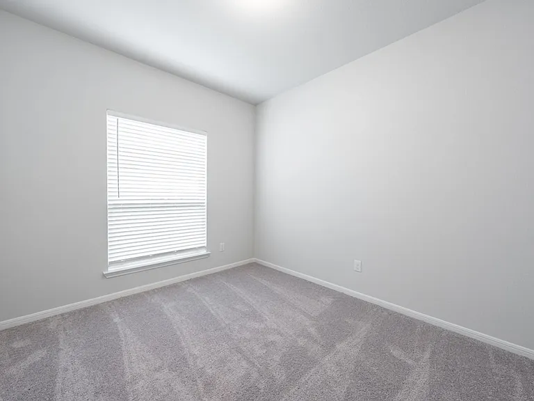 738 Friar Tuck Dr — Photo 13