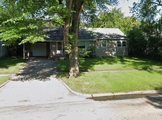 1305 5th St S, Moorhead, MN 56560