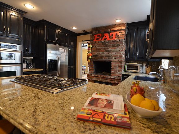 5th image of 5823 Edmund Ave