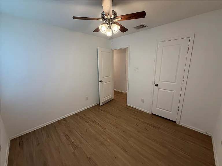 14514 Woodcott Warren Way — Photo 22