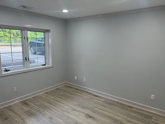 4th image of 396 Harrison Ave APT 101