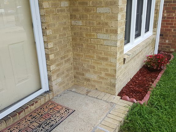 2nd image of 5607 Campus Dr