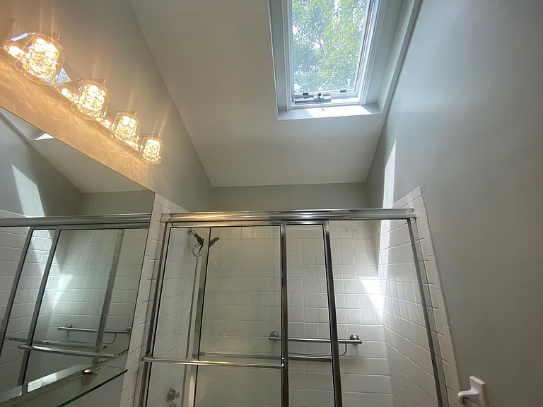 7 Grew Hill Rd #2R — Photo 7