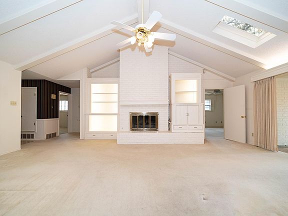 4th image of 6218 Lynnhaven Dr
