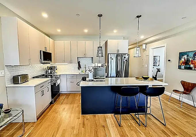 40 Waverly St — Photo 2