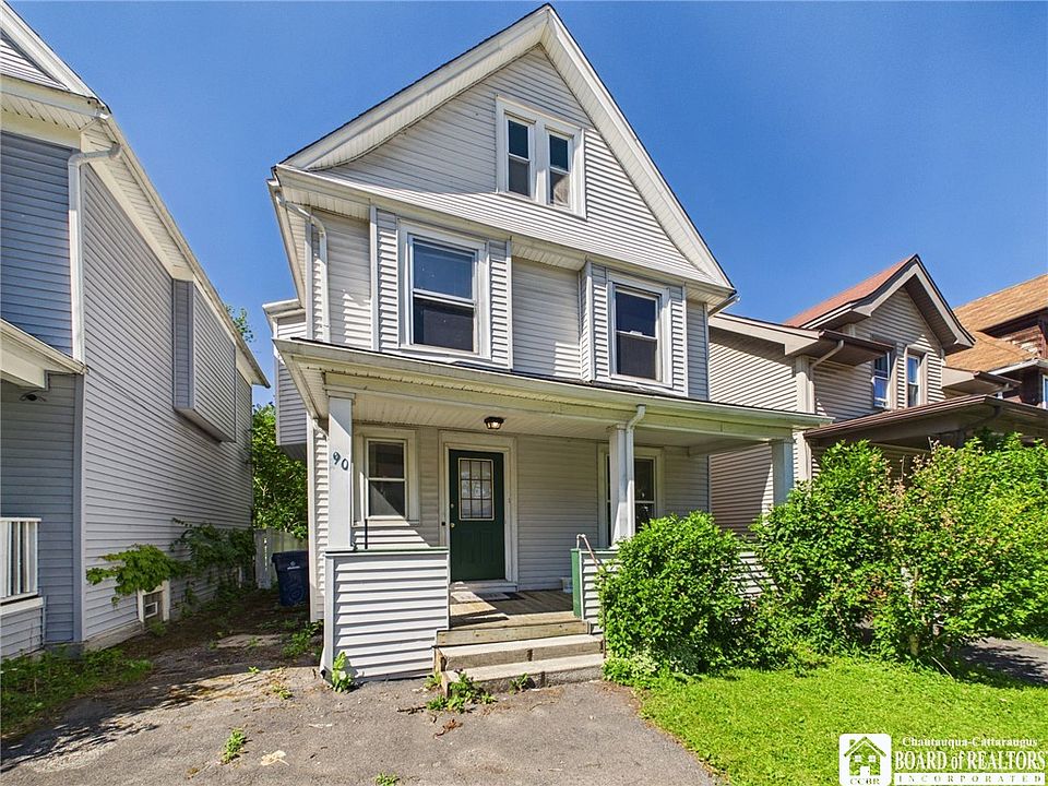 1st image of 90 Heath St