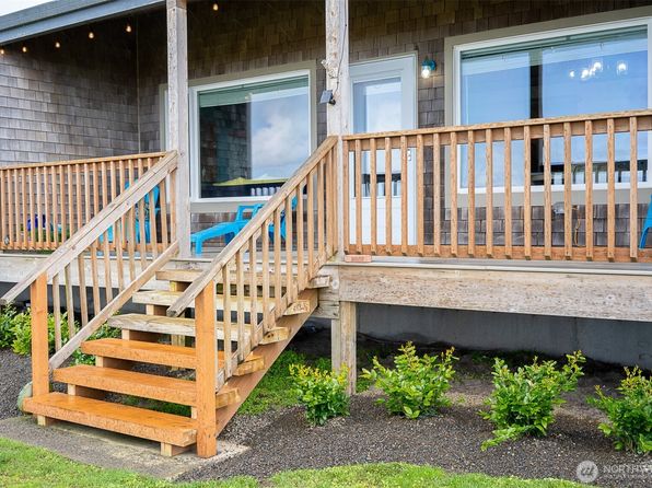 623 338th Place, Ocean Park, WA 98640