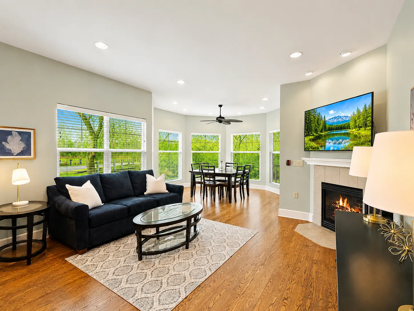2 bed, 1320 sqft, $3,500 — Photo 1
