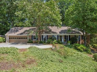5575 Whitner Dr, Sandy Springs, GA 30327