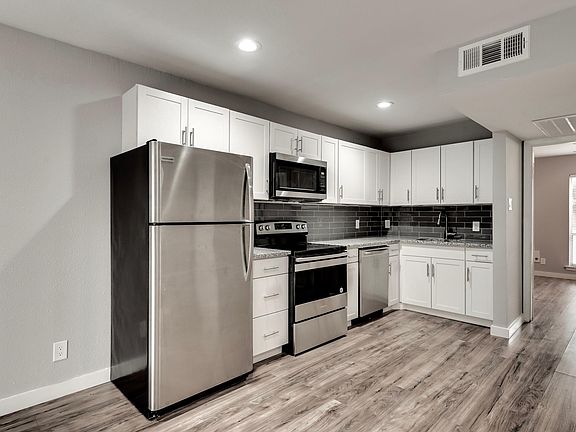 3rd image of 4330 Bowser Ave APT 101