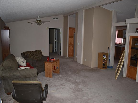 3rd image of 1625 Utah Ave