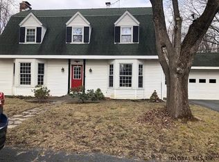 14 Rutherford Rd, West Sand Lake, NY 12196